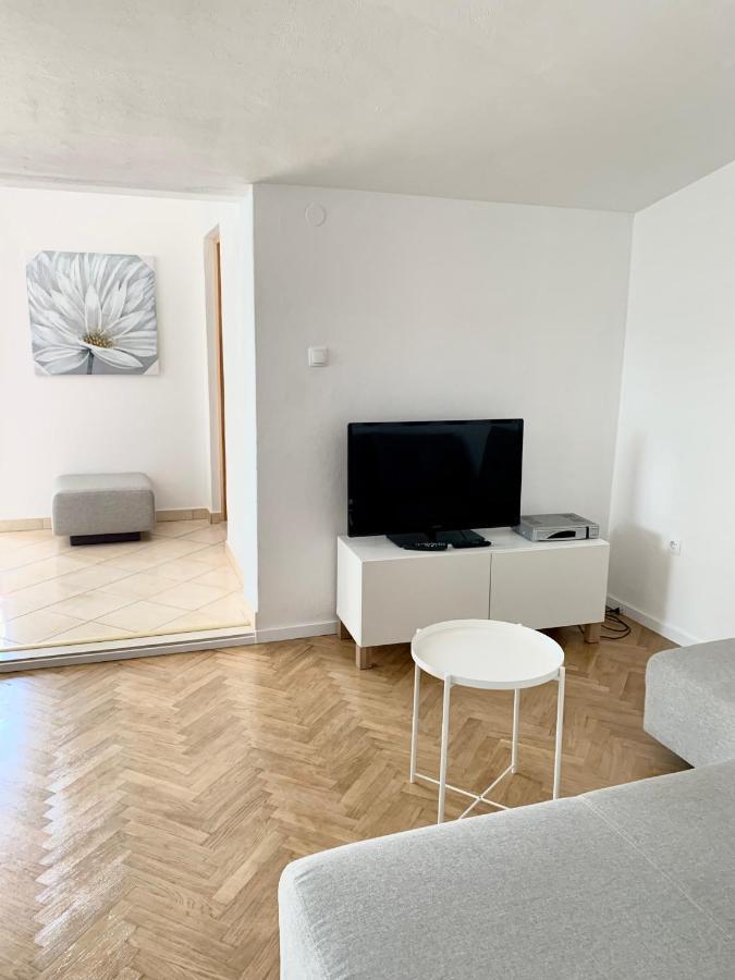 Seaview Apartment Rose 2 Trogir Bagian luar foto